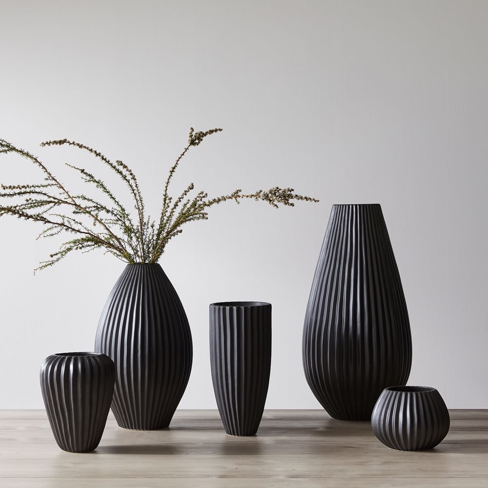 Sanibel Textured Vases Black, Set of 5 - Image 0