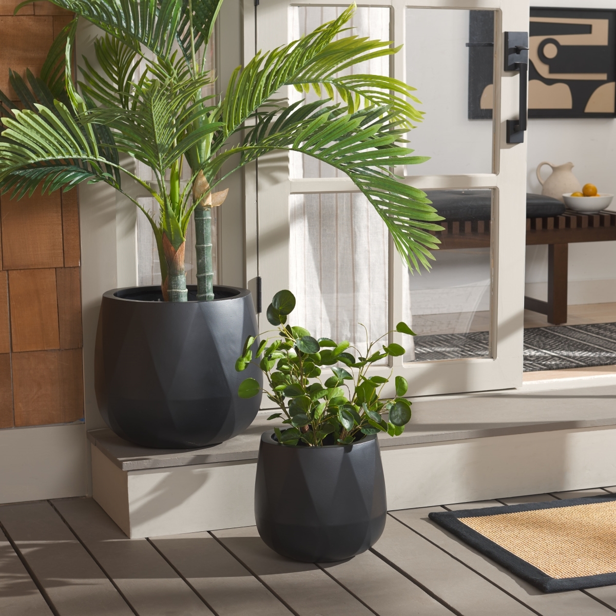 Indoor-Outdoor Kane Planter Pot - Black - Safavieh - Image 1