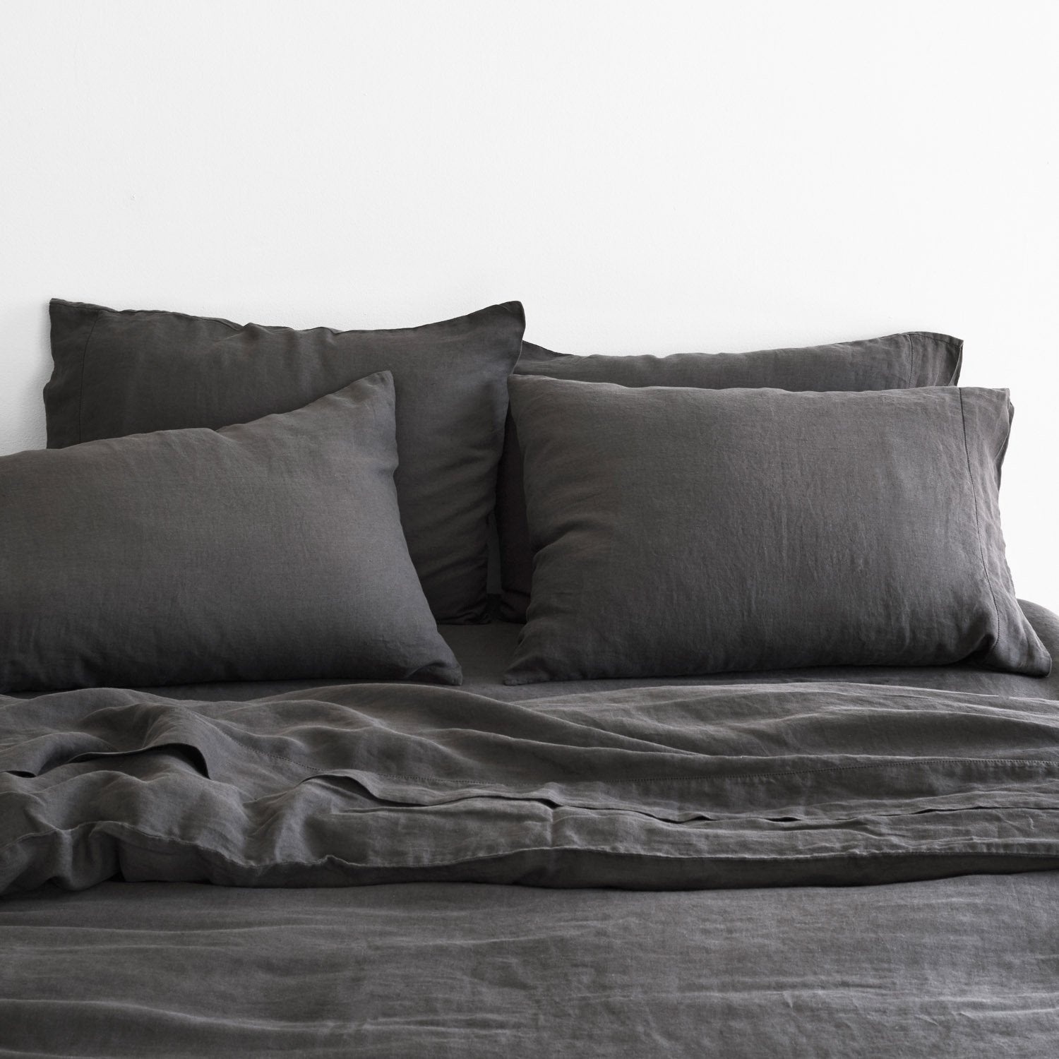 The Citizenry Stonewashed Linen Bed Bundle | Full | Charcoal - Image 0