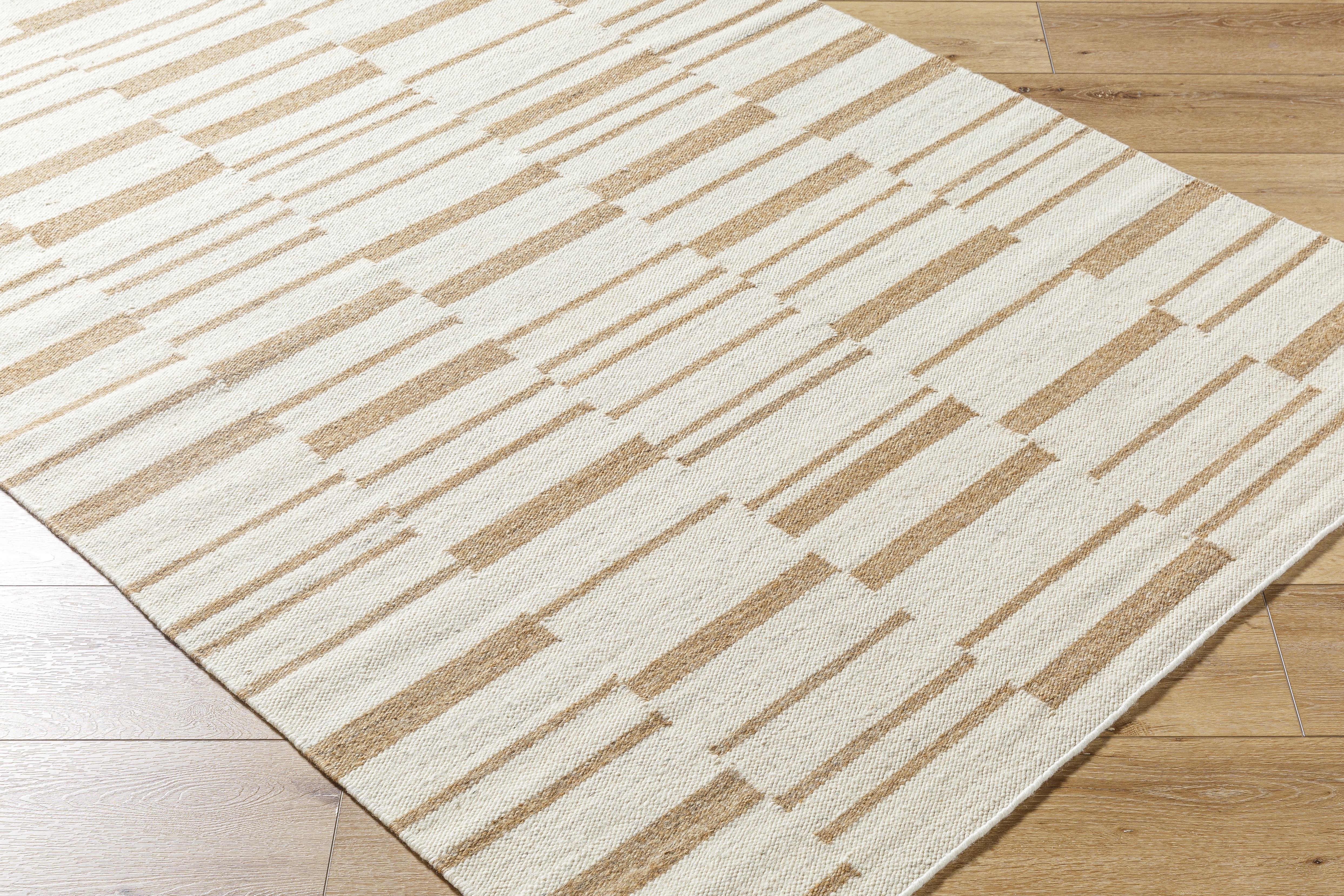 Lanesra Beige Indoor 5' x 7'6" Handmade Rug - Image 5