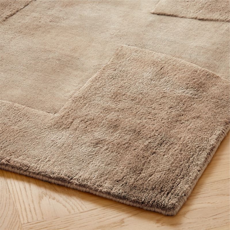 Eleyne Handloomed Coco Brown TENCEL™ Lyocell Area Rug 5'x8' - Image 1