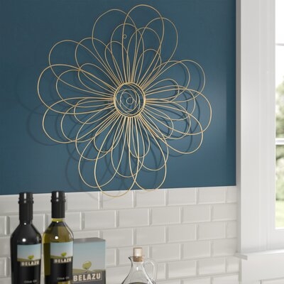Wire Flower Wall Décor - Image 0
