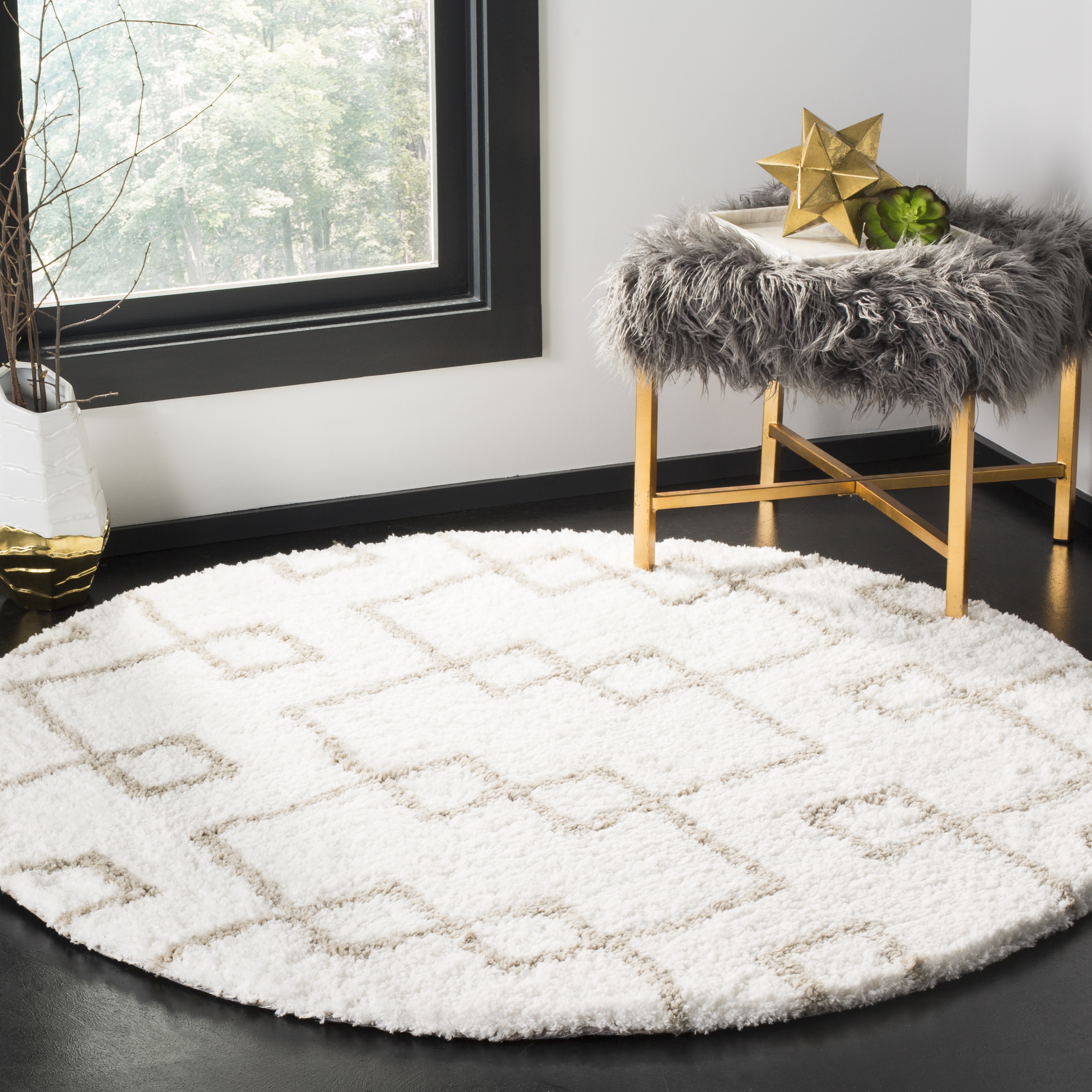 Arlo Home Hand Tufted Area Rug, SGT609A, Ivory/Silver,  5' X 5' Round - Image 1
