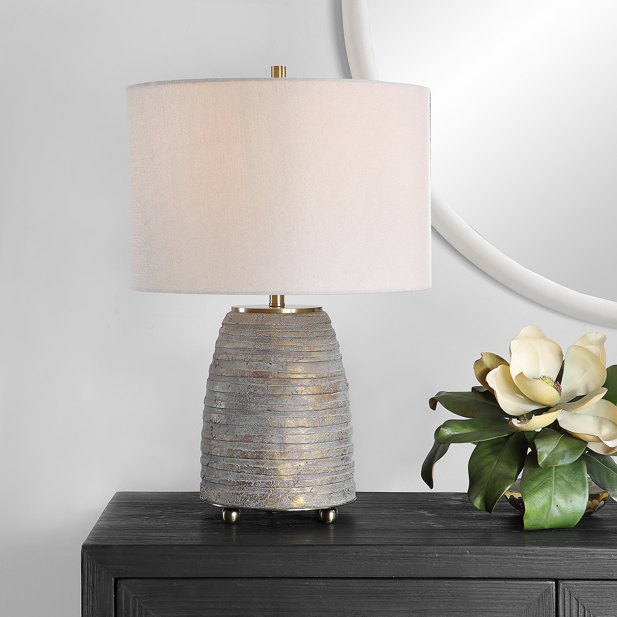 Gorda Bronze Ceramic Table Lamp - Image 1