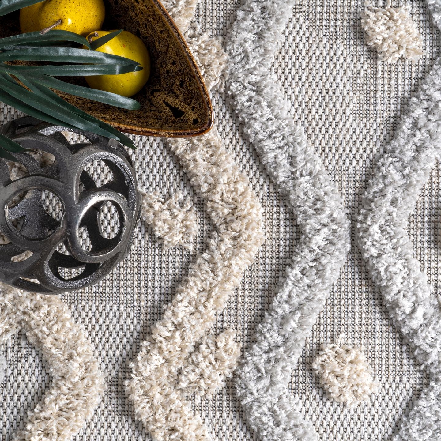 Beatrice Raised Theta Trellis Area Rug - Image 5