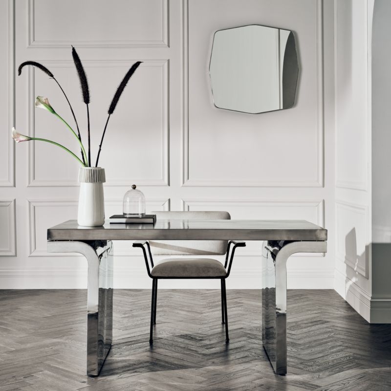 Ruff White Porcelain Vase - Image 3