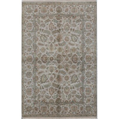 Oriental Hand-Knotted 6' x 9.3' Wool Ivory/Green Area Rug - Image 0