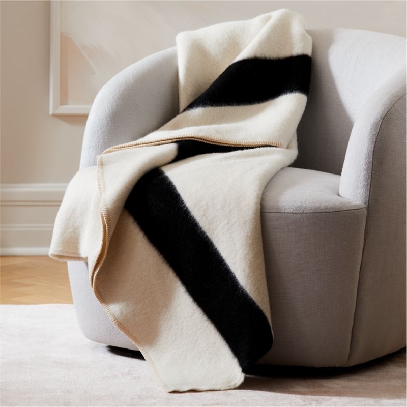 Siempre Recycled Ivory and Black Throw - Image 2