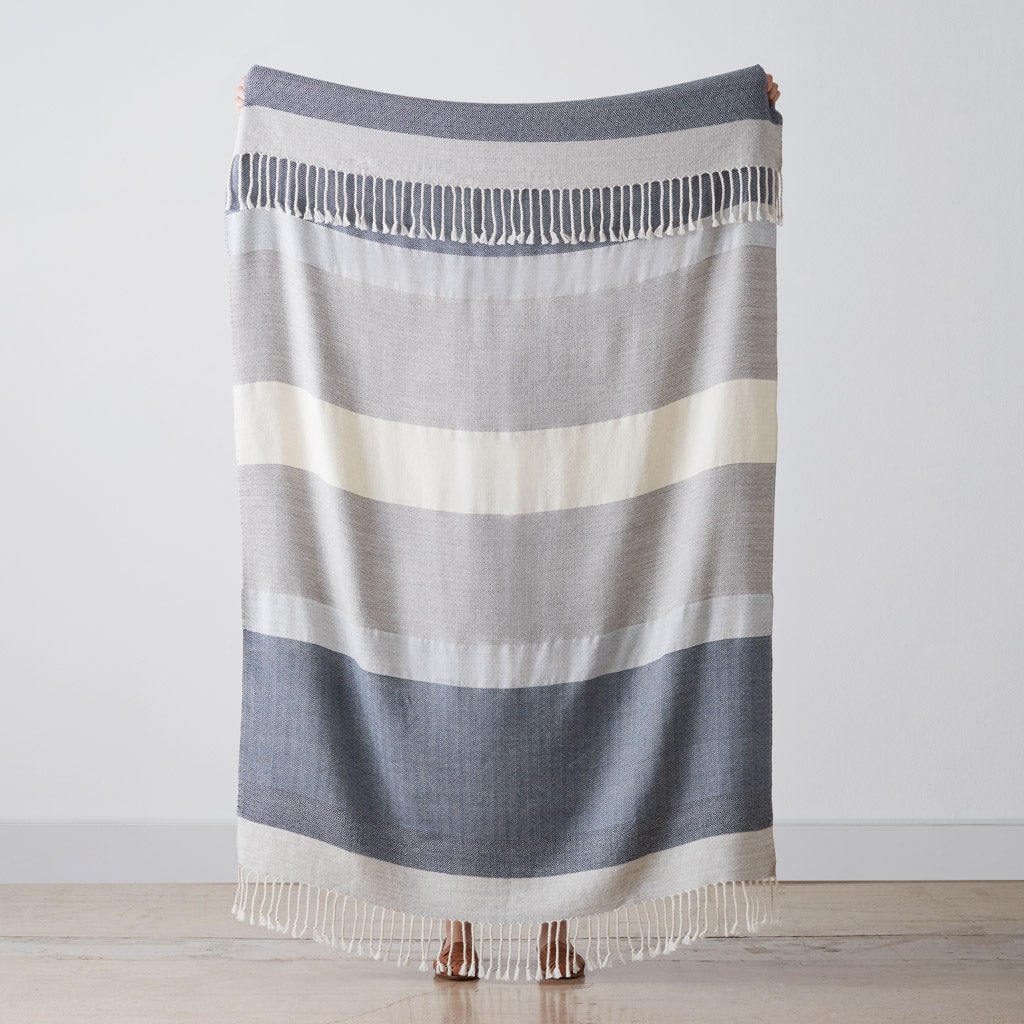 The Citizenry Cascada Alpaca Throw | Grey - Image 1
