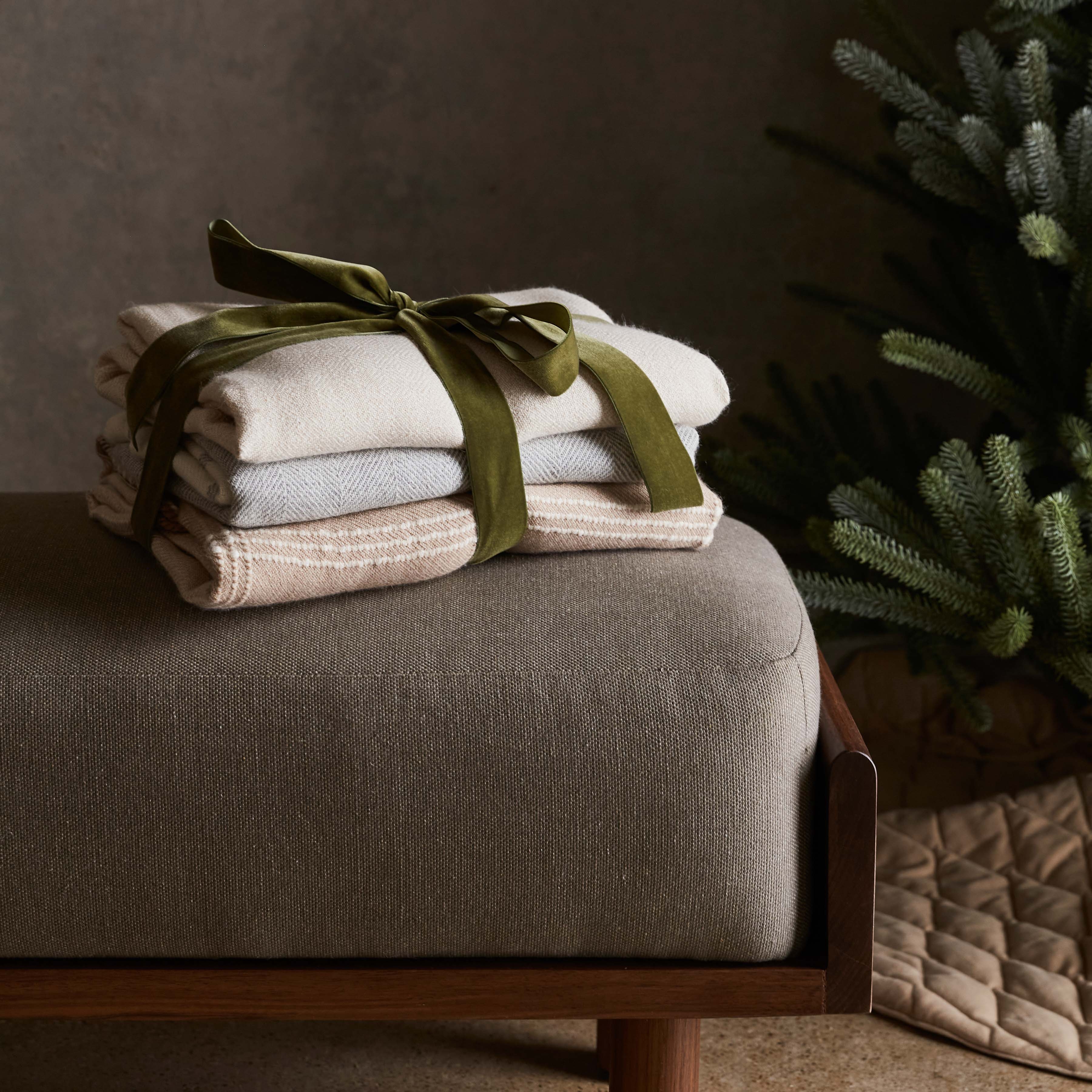 The Citizenry Cuadra Alpaca Throw | Grey - Image 6
