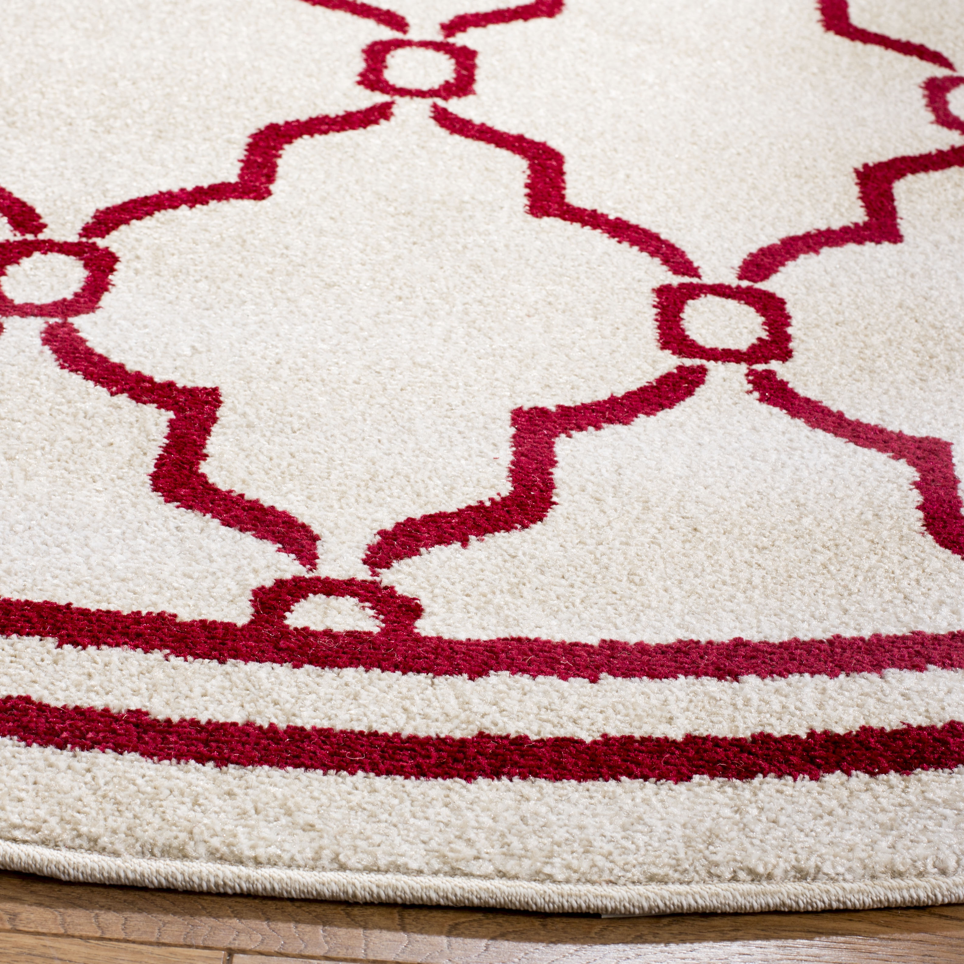 Arlo Home Indoor/Outdoor Woven Area Rug, AMT414H, Ivory/Red,  7' X 7' Round - Image 2