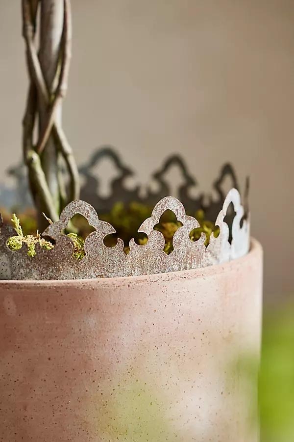 Spire Iron Bargeboard - Image 0