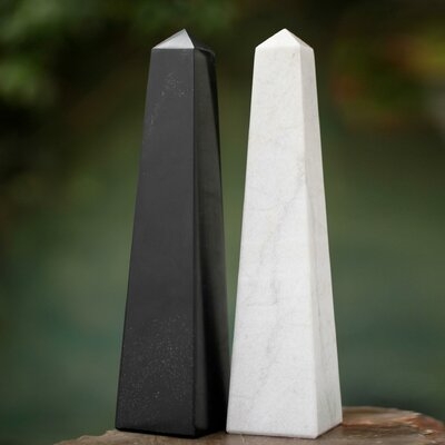 Bester Day and Night Onyx Obelisk Sculpture - Image 0
