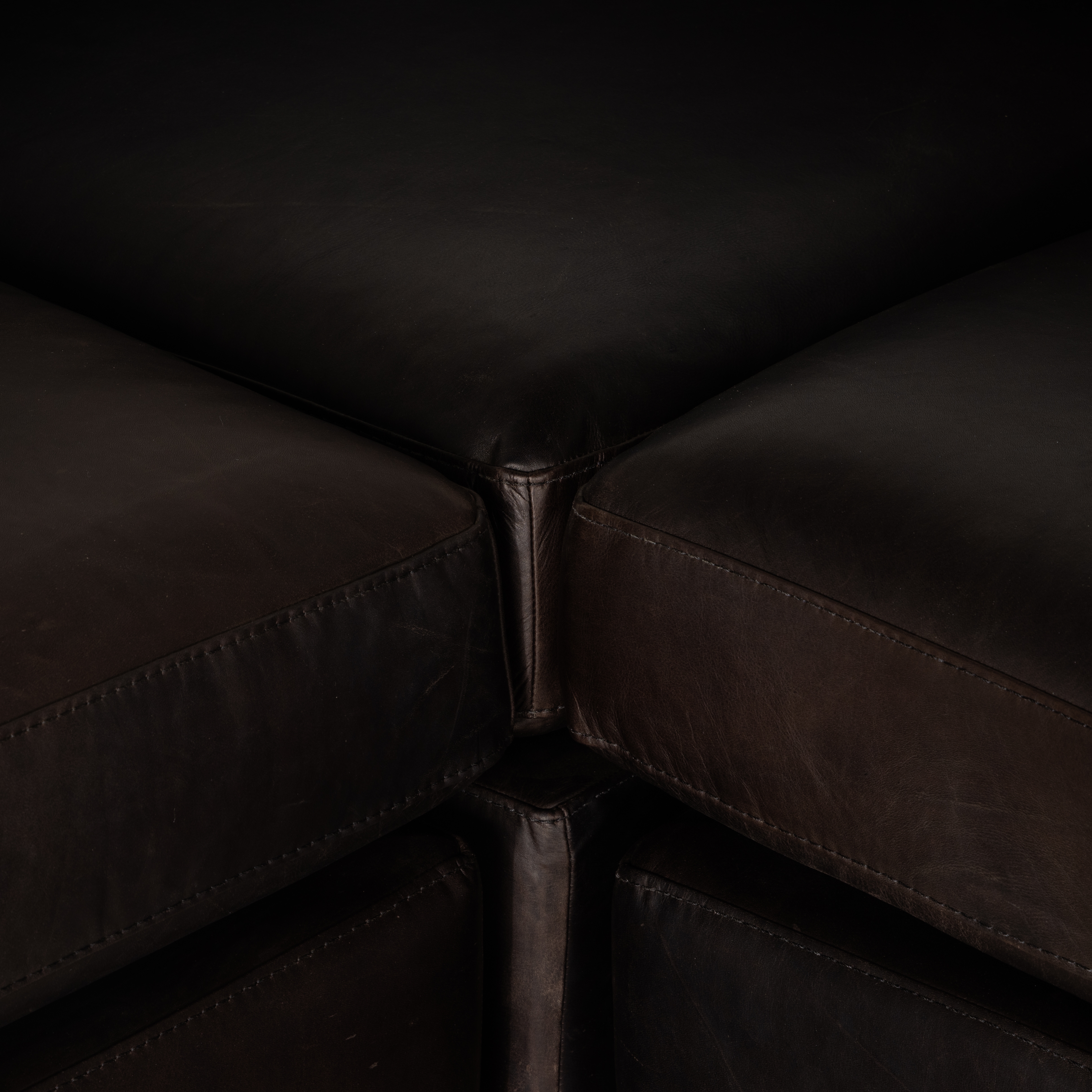 Colt 3pc Sectional-Heirloom Cigar - Image 8