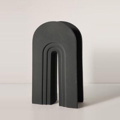 Regatta Indoor / Outdoor Ceramic Table Vase - Image 0