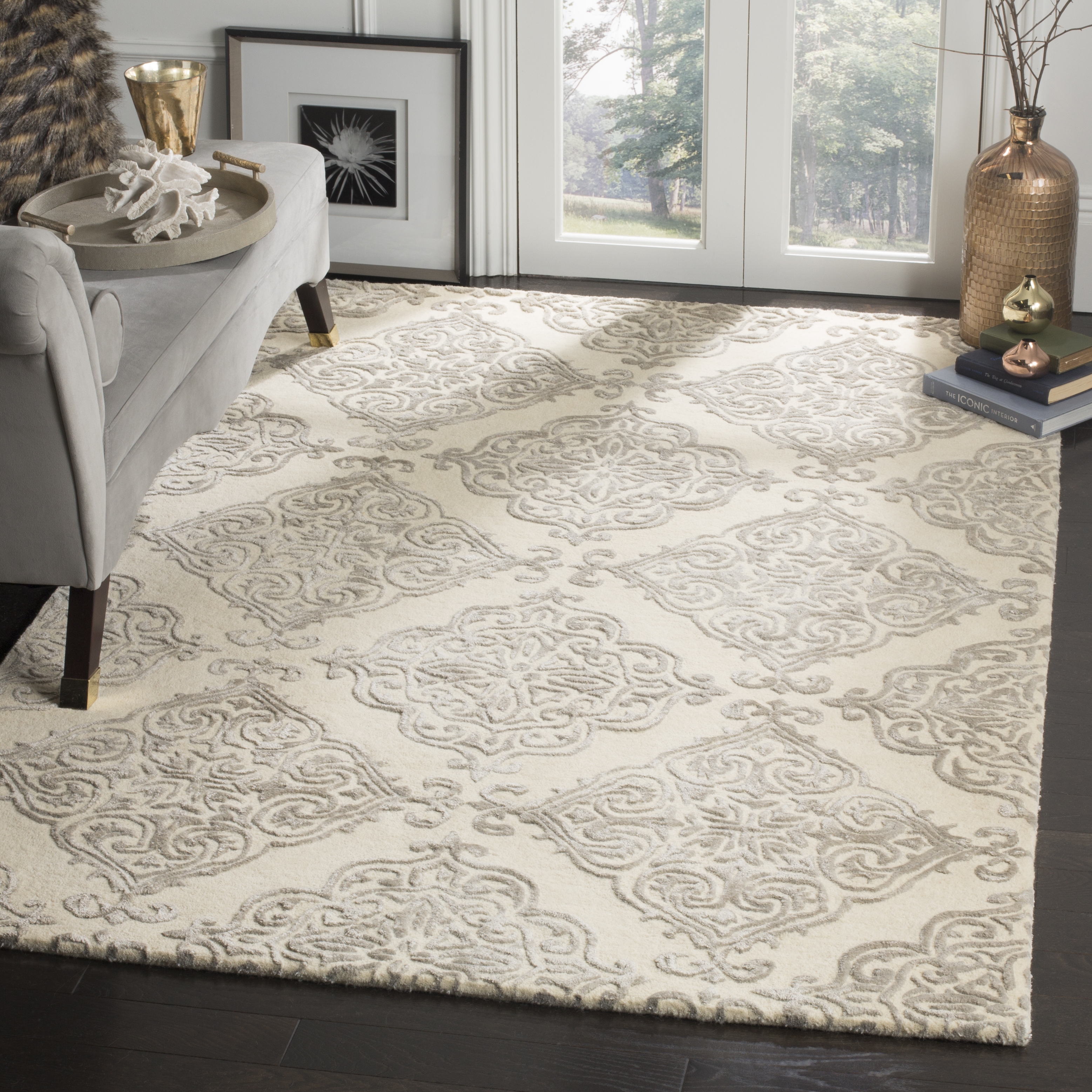 Arlo Home Hand Tufted Area Rug, GLM568C, Ivory/Silver,  4' X 6' - Image 1