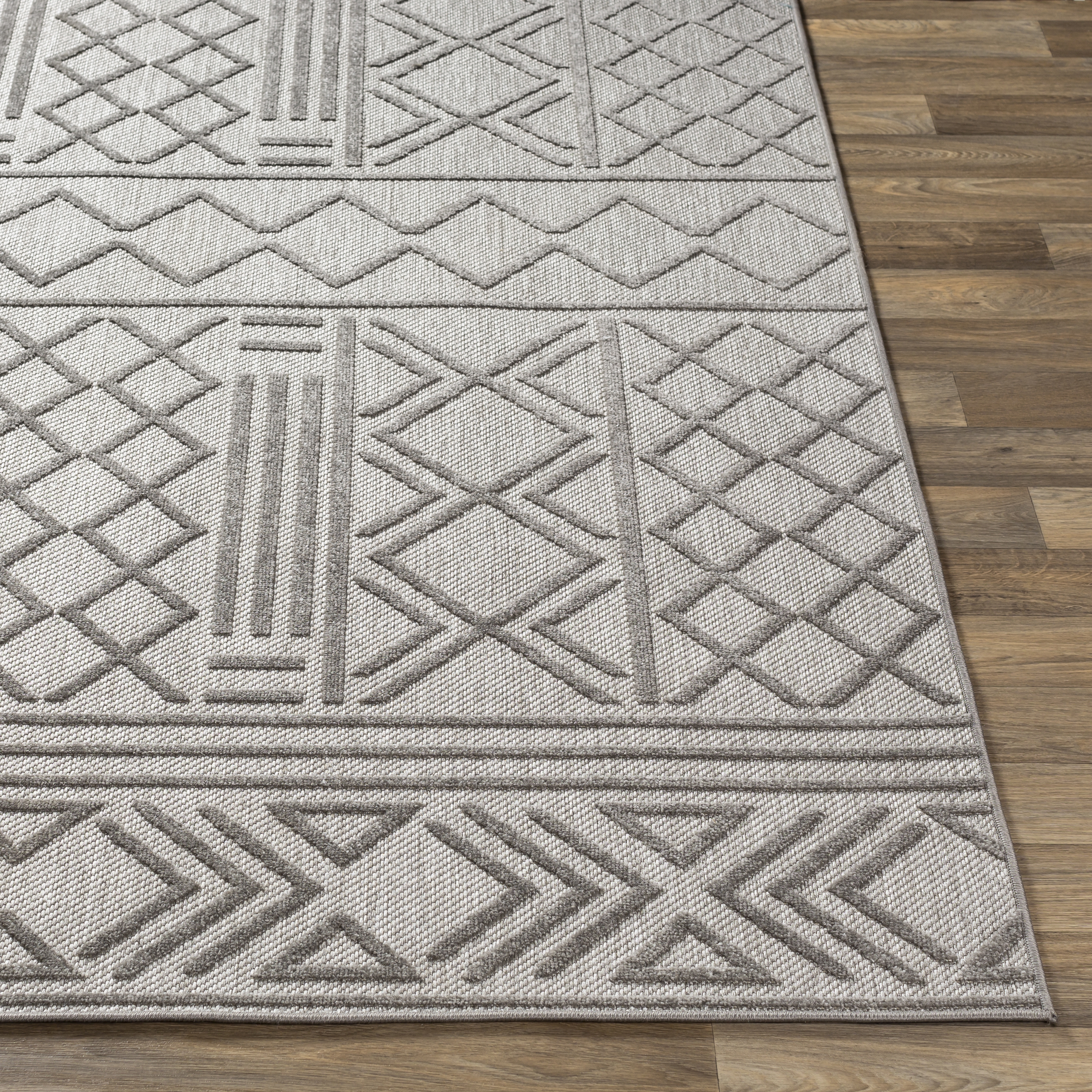 Big Sur Gray Outdoor 2' x 3' Machine Woven Rug - Image 2