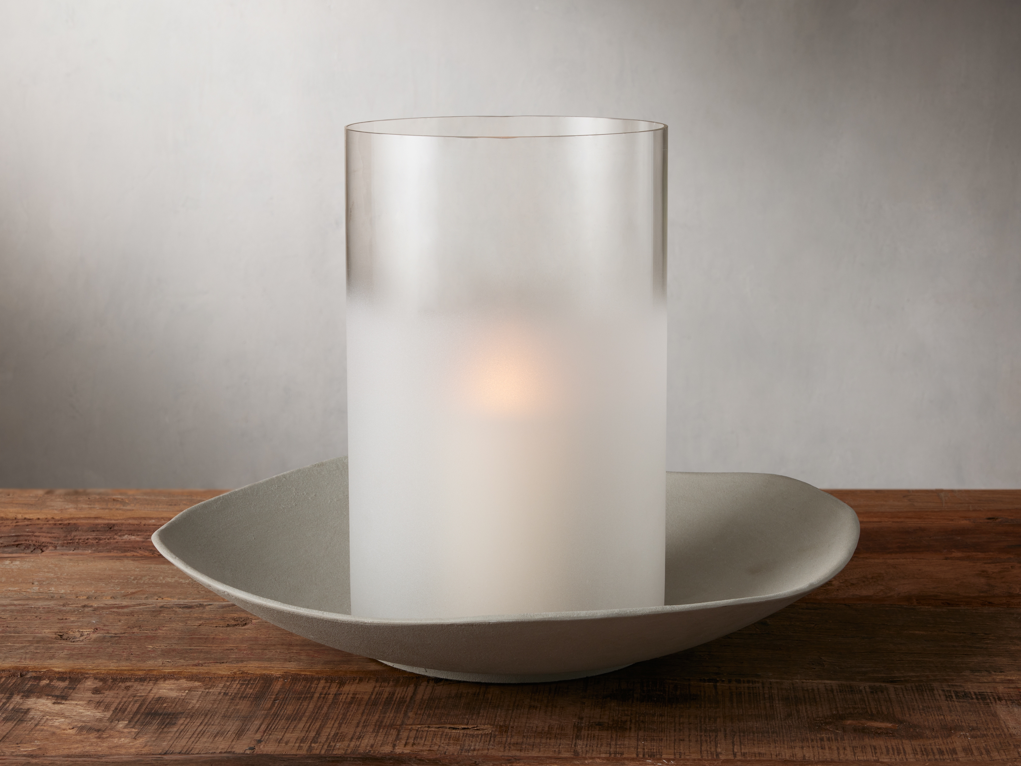 Delos Wave Hurricane in Cement Large Gray - Image 0