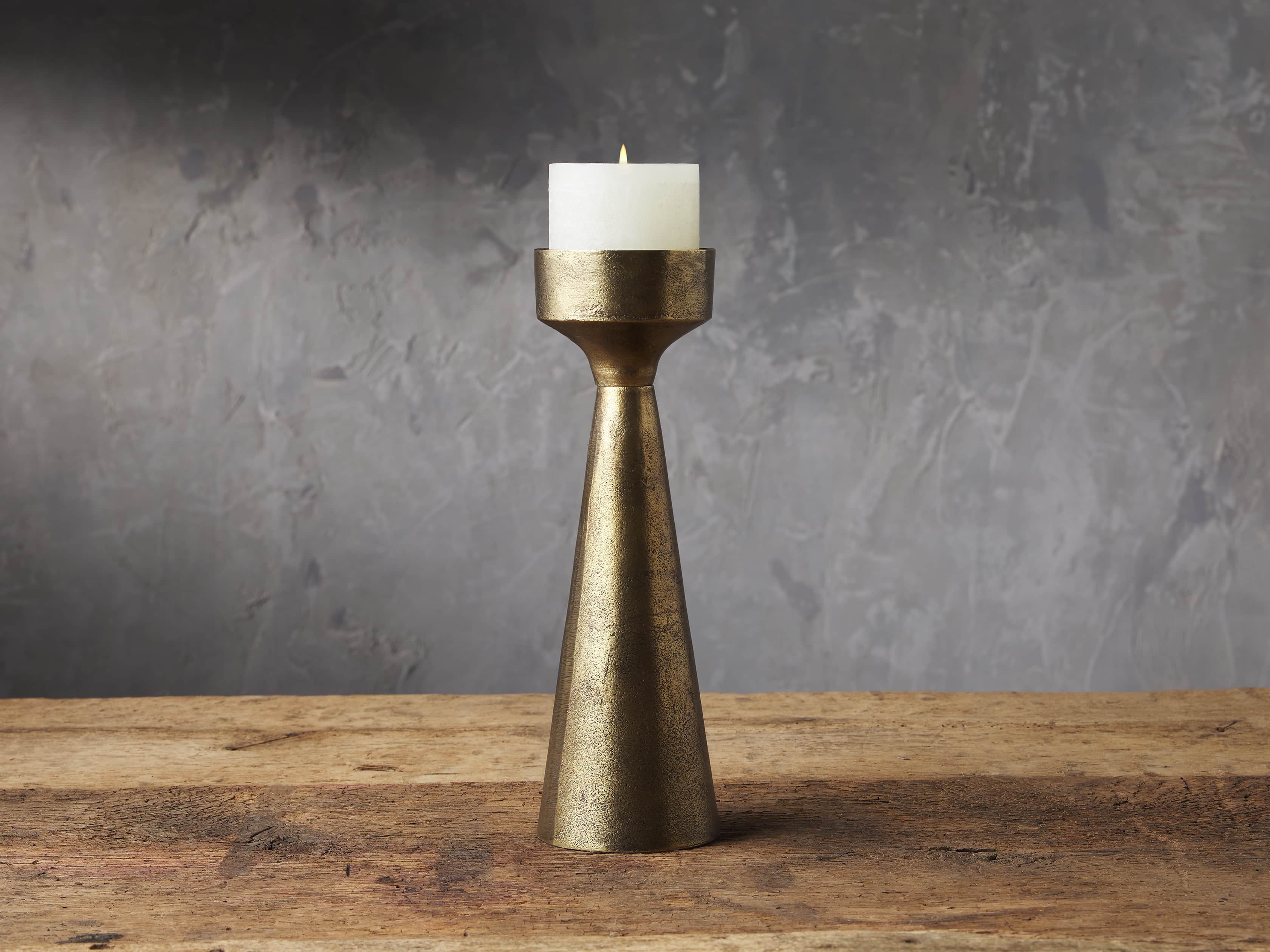 Ren Pillar Holder in Aluminum Medium Brass - Image 0