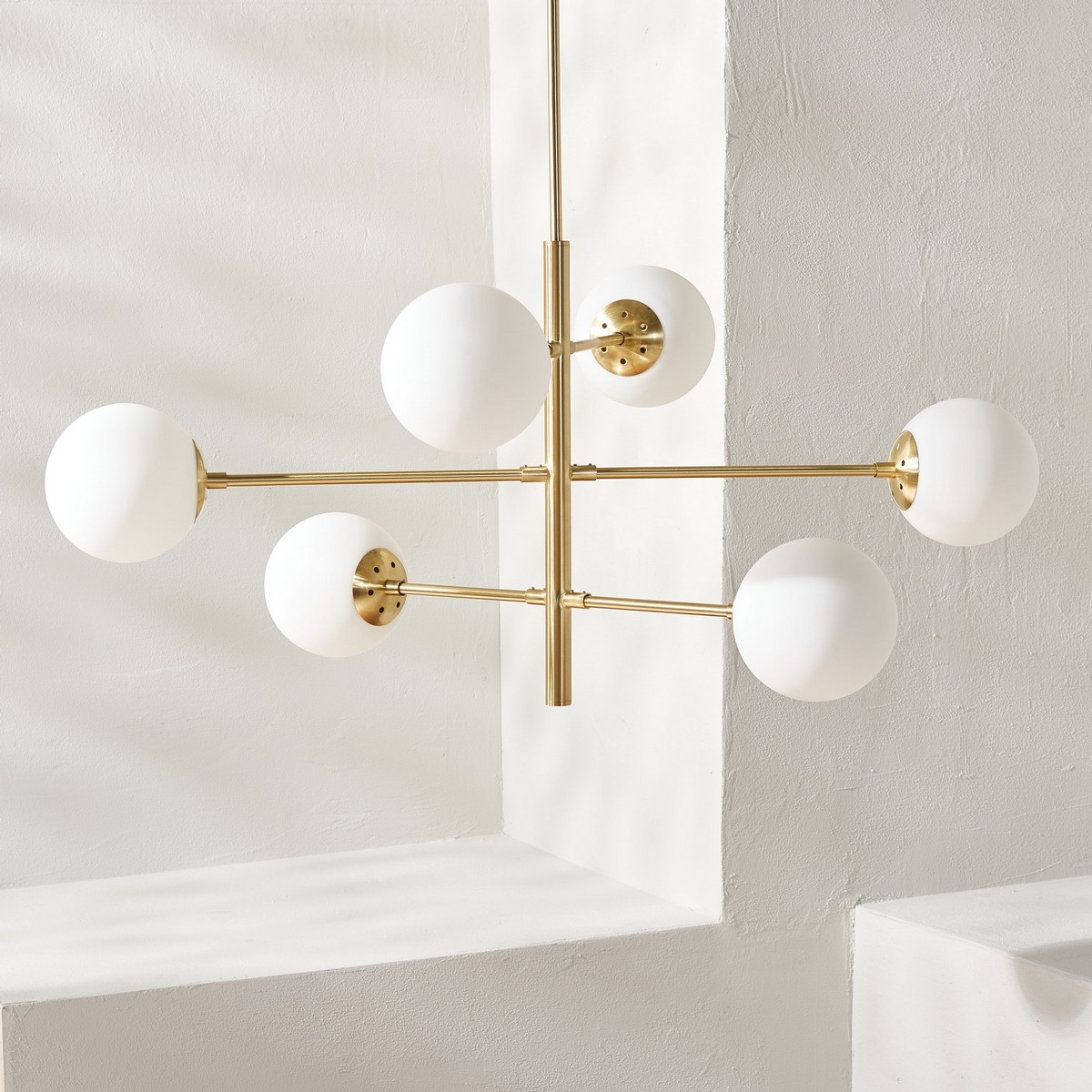 Bassett 6Lt 32" Chandelier - Gold - Image 3