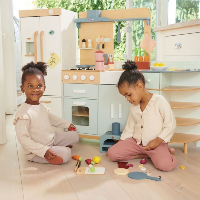 Tender Leaf La Fiamma Grand Kids Wooden Play Kitchen - Image 2