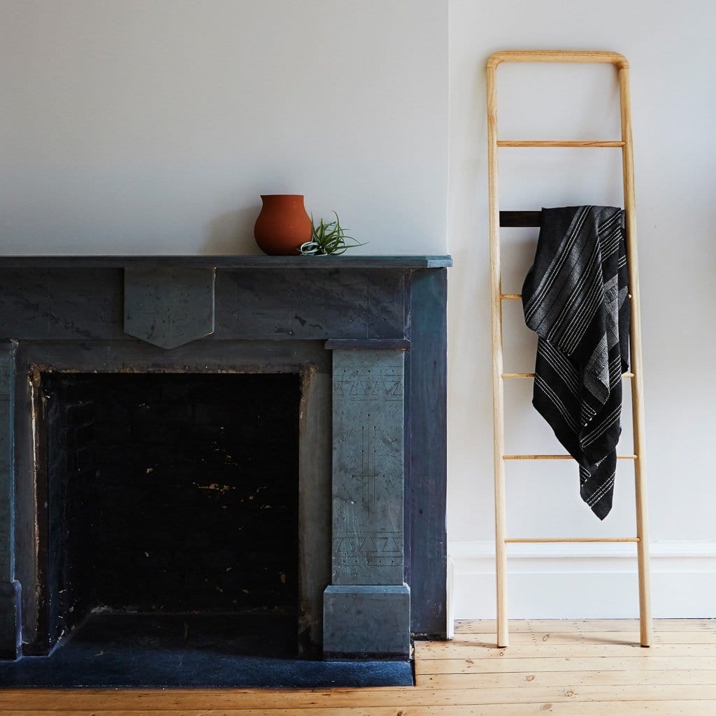 The Citizenry Nevado Alpaca Throw | Charcoal - Image 5