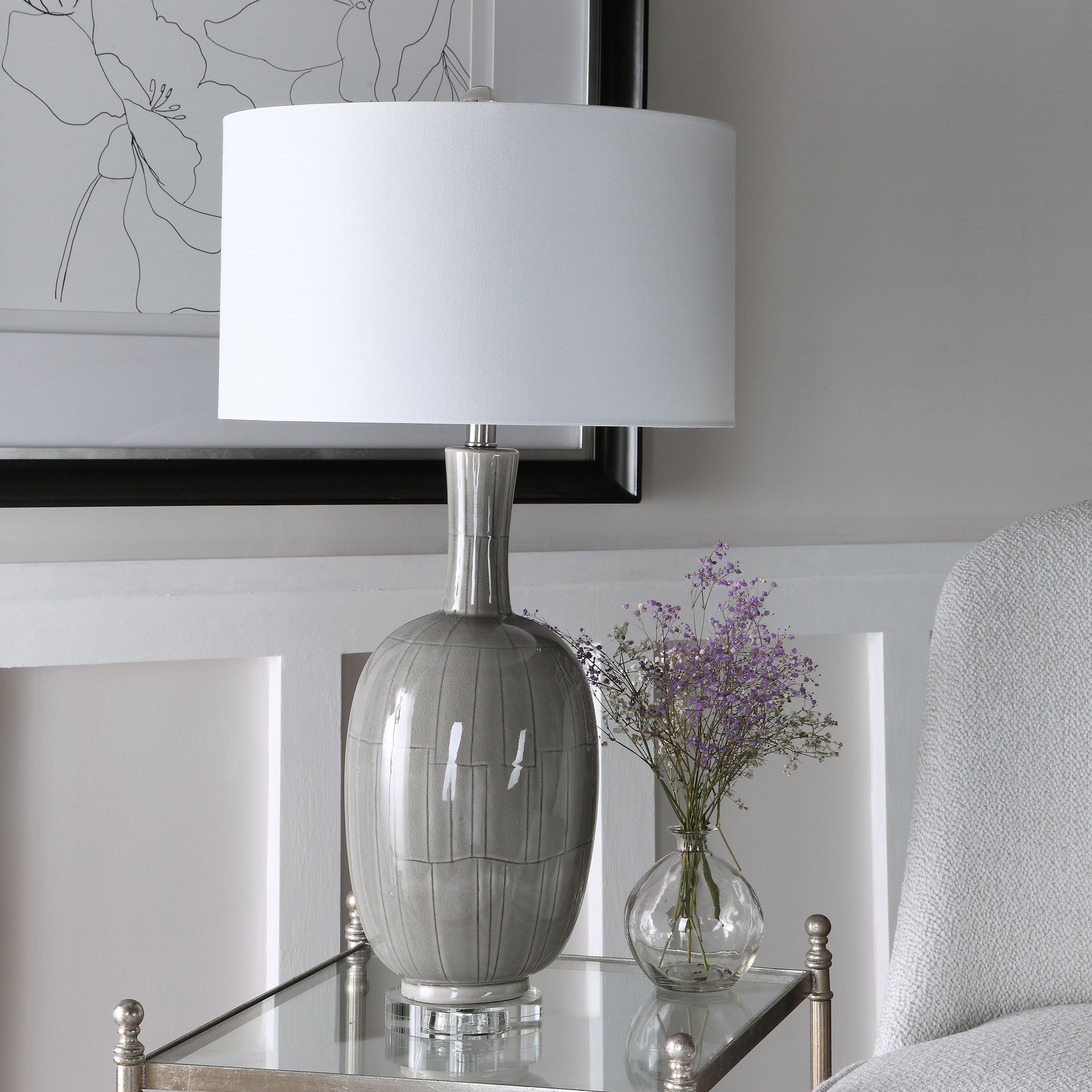 LeAnna Gray Crackle Table Lamp - Image 4