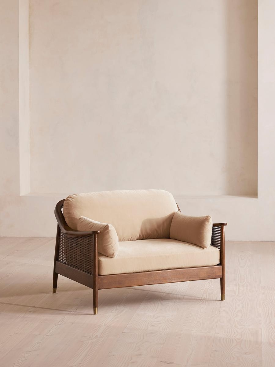 Atlanta Loveseat, Velvet, Porcelain, US - Image 0