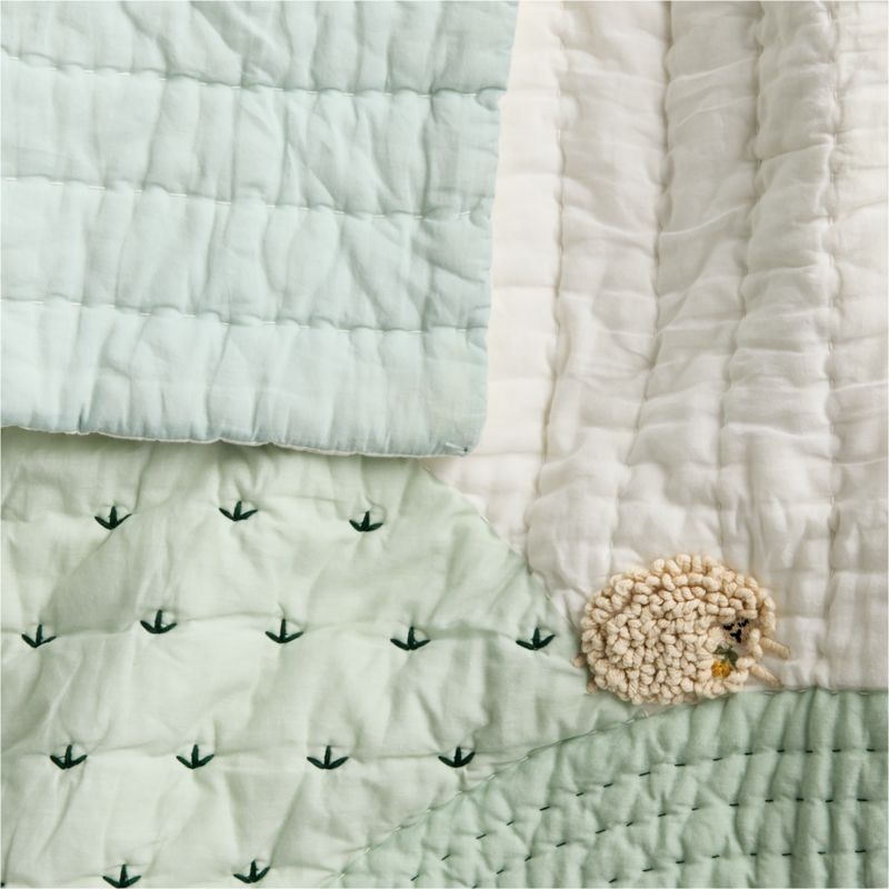 Counting Sheep Organic Cotton Baby Crib Quilt - Image 2