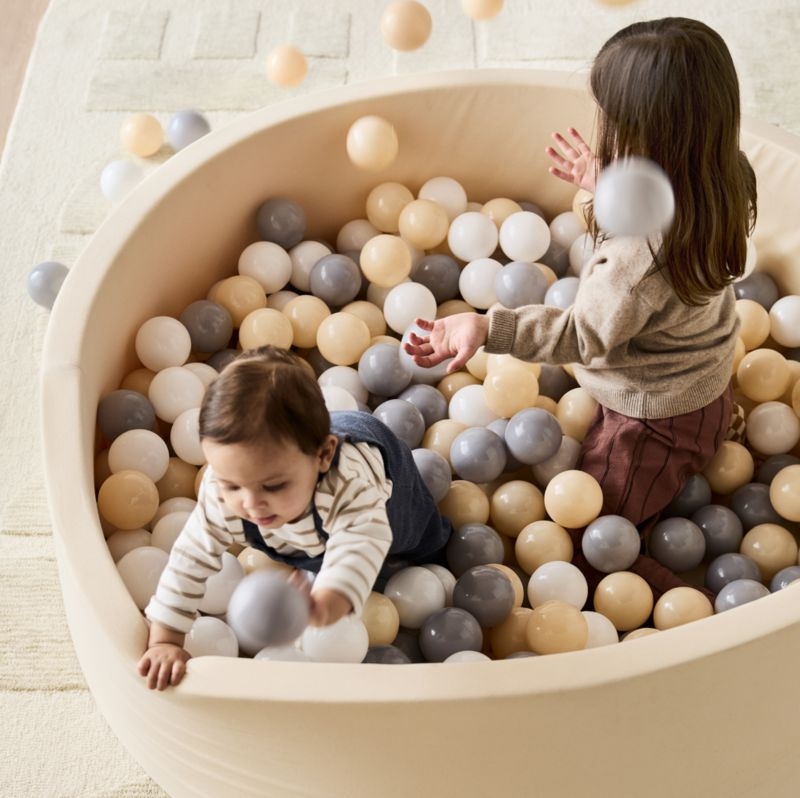 Baby and Toddler Neutral Ball Pit Balls - Image 1