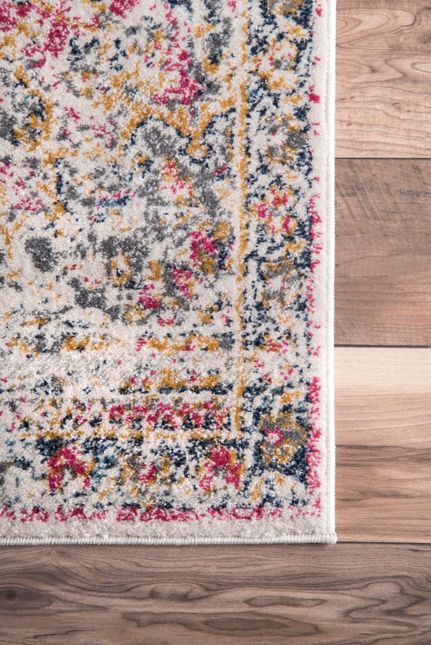 Vintage Tabitha Medallion Area Rug - Image 2
