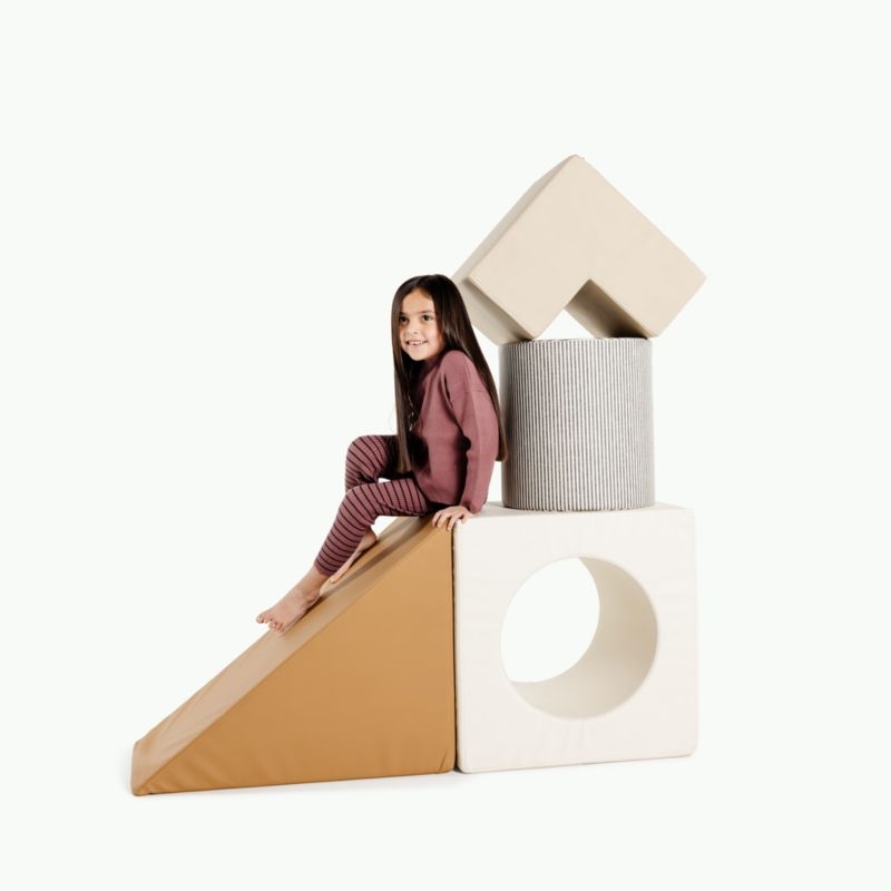 Gathre Camel Brown Foam Kids Block Playset - Image 1