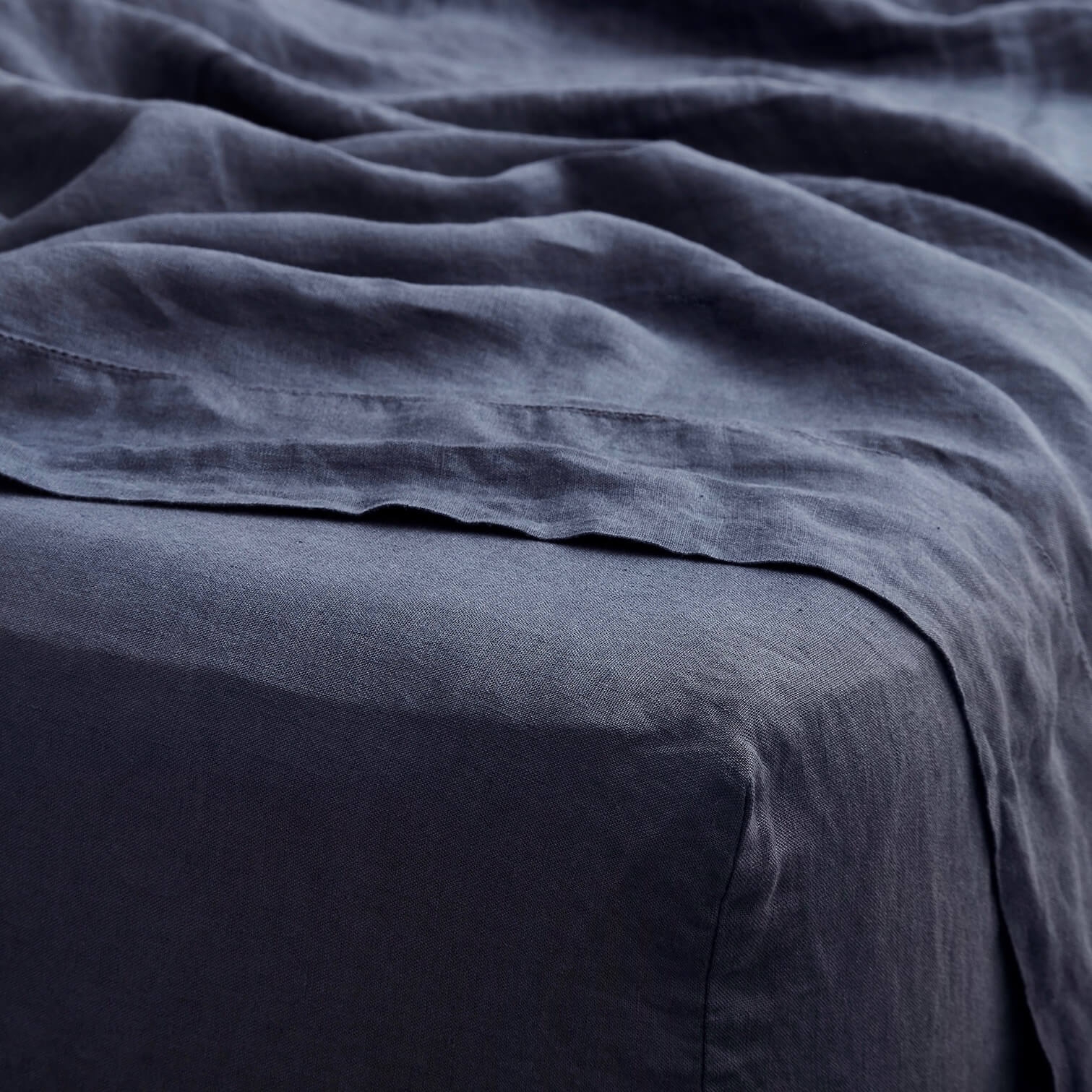 The Citizenry Stonewashed Linen Bed Sheet Set | California King | Seaglass - Image 3