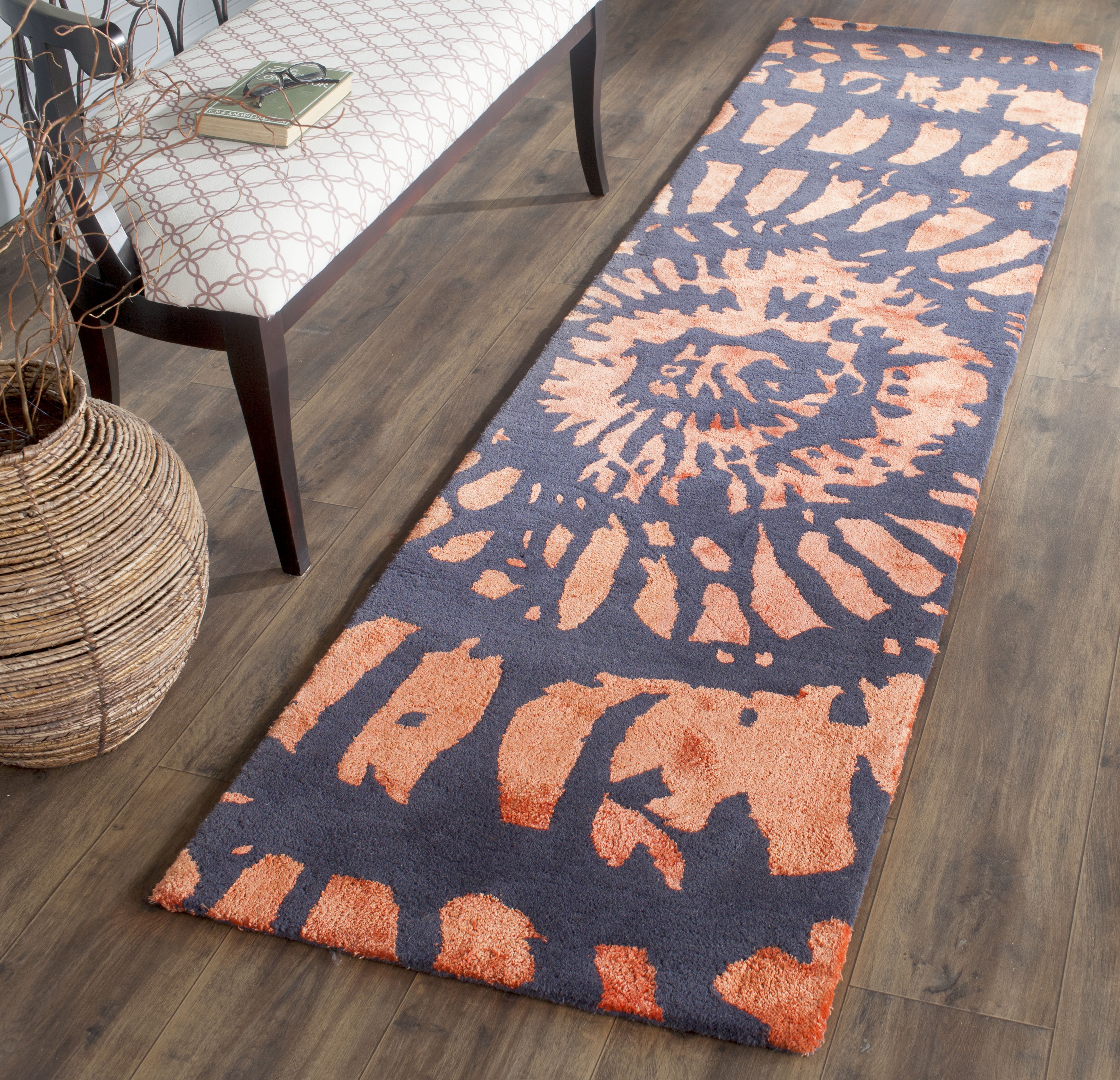 Arlo Home Hand Tufted Area Rug, CPR411B, Steel/Blue,  2' 3" X 9' - Image 1