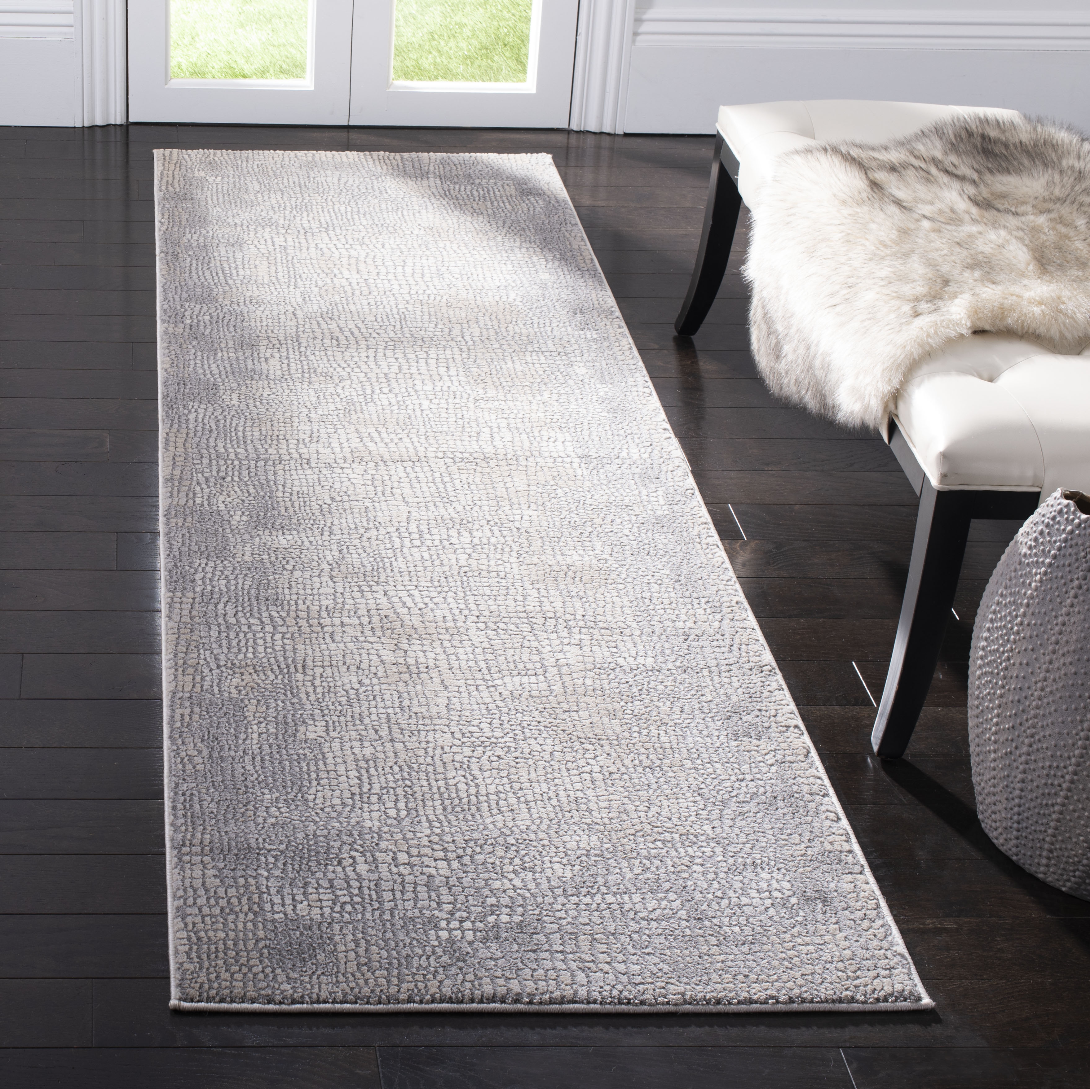 Arlo Home Woven Area Rug, MDW184E, Taupe/Grey,  2' 7" X 8' - Image 1