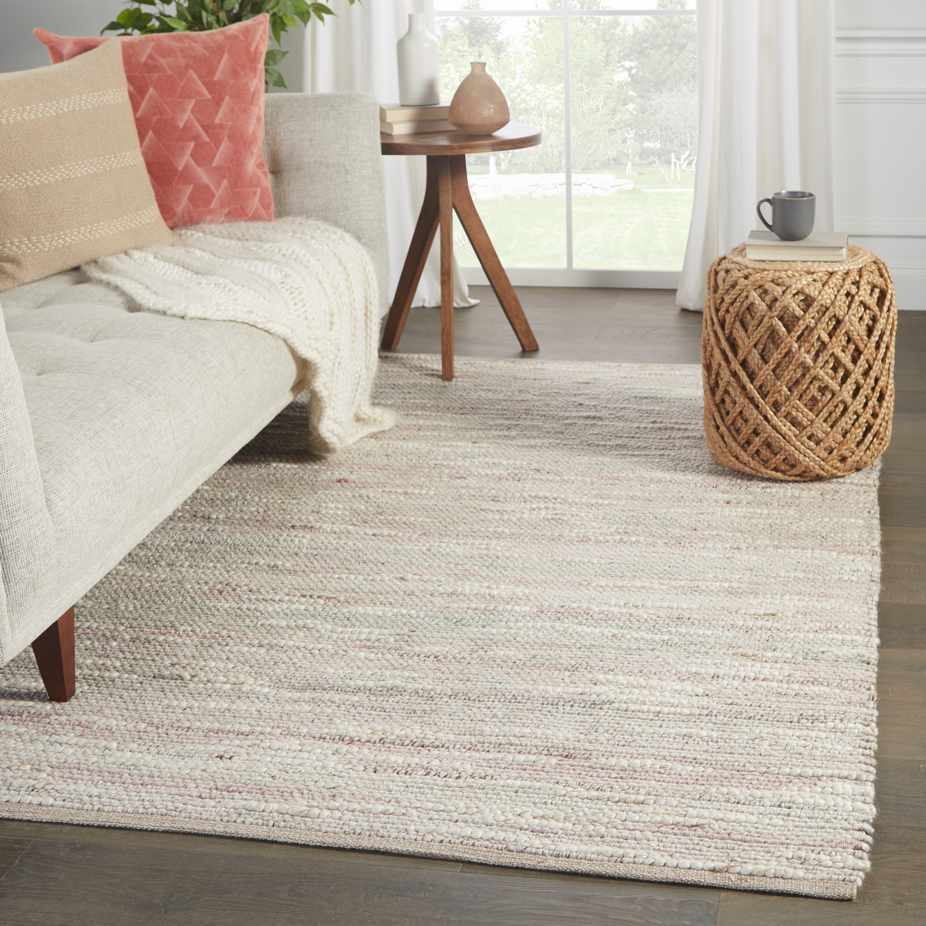 Sanja Handmade Solid Pink/ Cream Area Rug (5'X8') - Image 4