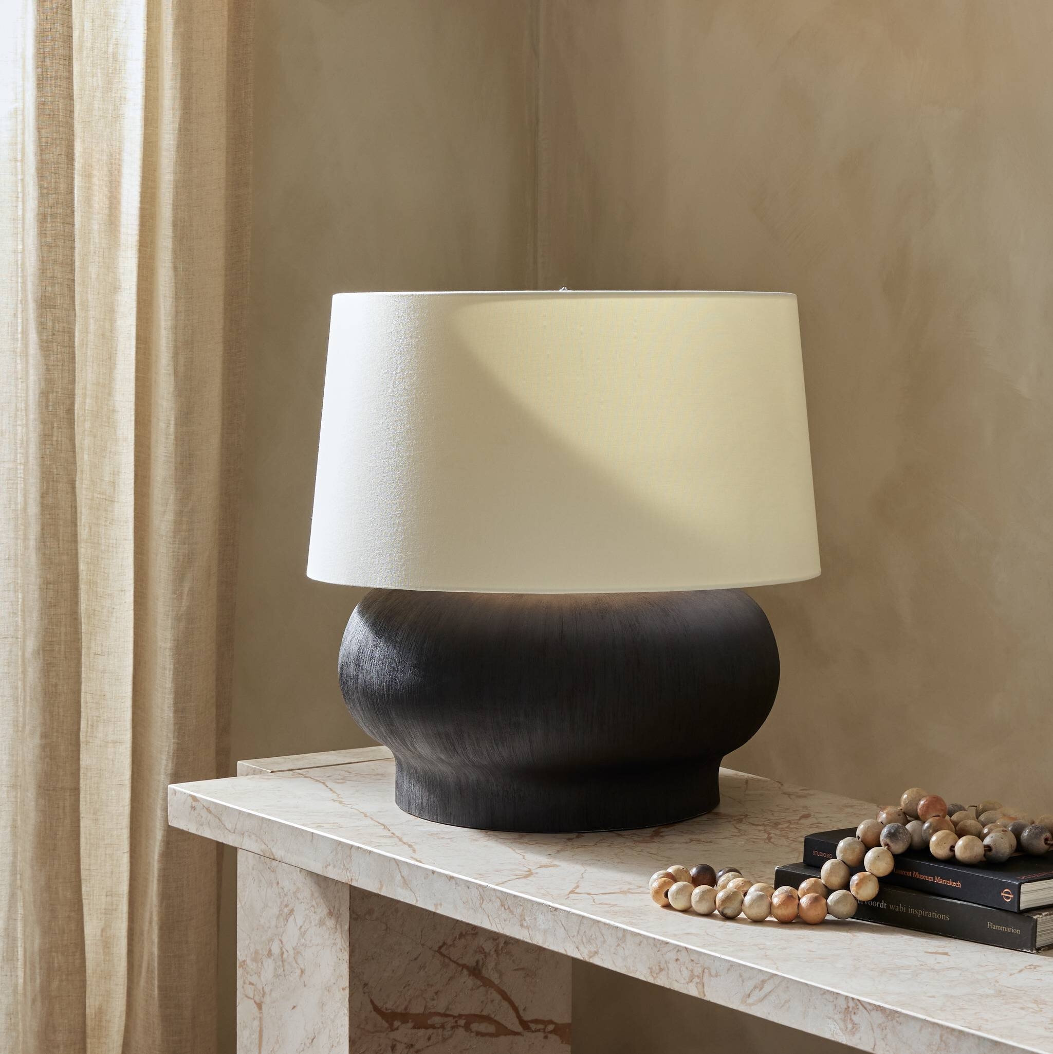 Kragen Table Lamp - Textured Matte Black Porcelain Ceramic - Image 7