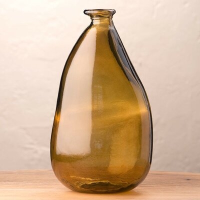 Ranae Table Vase - Image 0