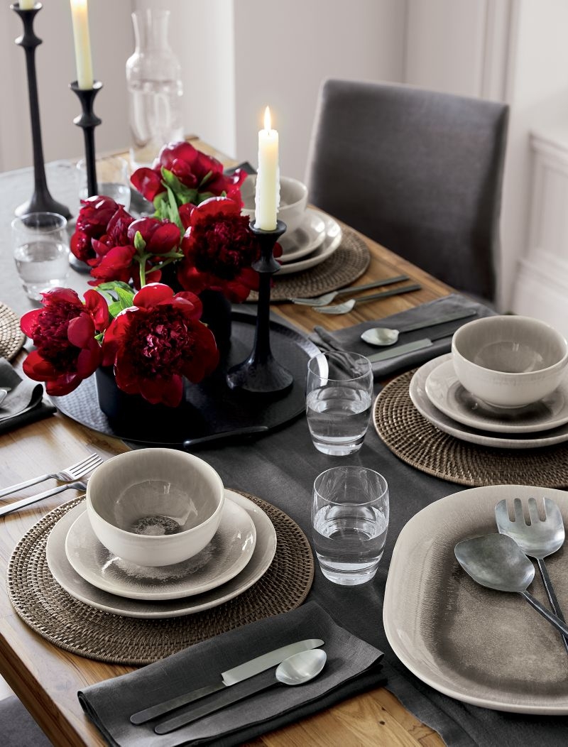 Marin 120" Storm Grey EUROPEAN FLAX ™-Certified Linen Table Runner - Image 1