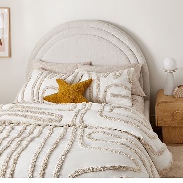 SSS Faux Fur Star Pillow, Gold WE Kids - Image 2