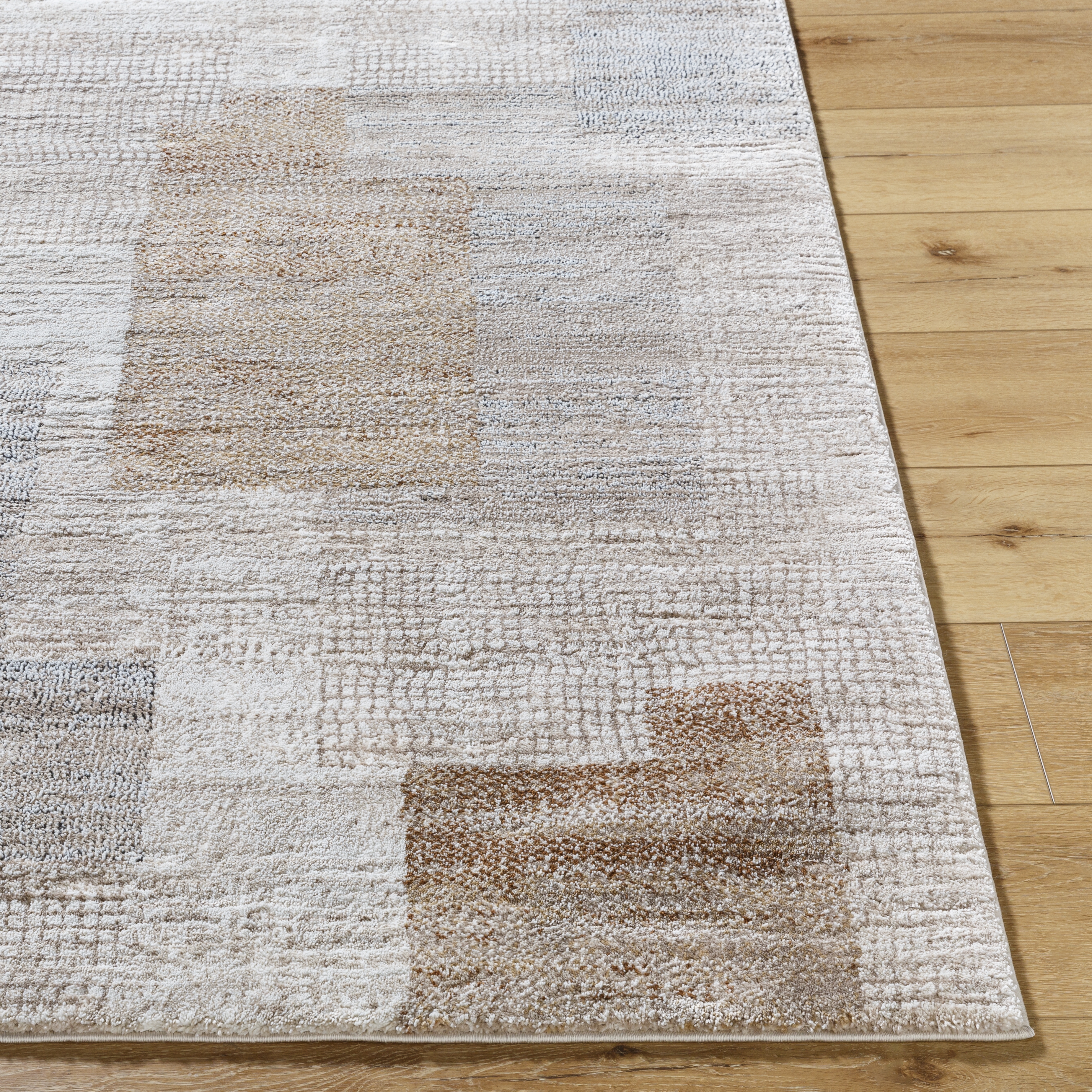 Montana White Indoor 5'3" x 7' Machine Woven Rug - Image 1