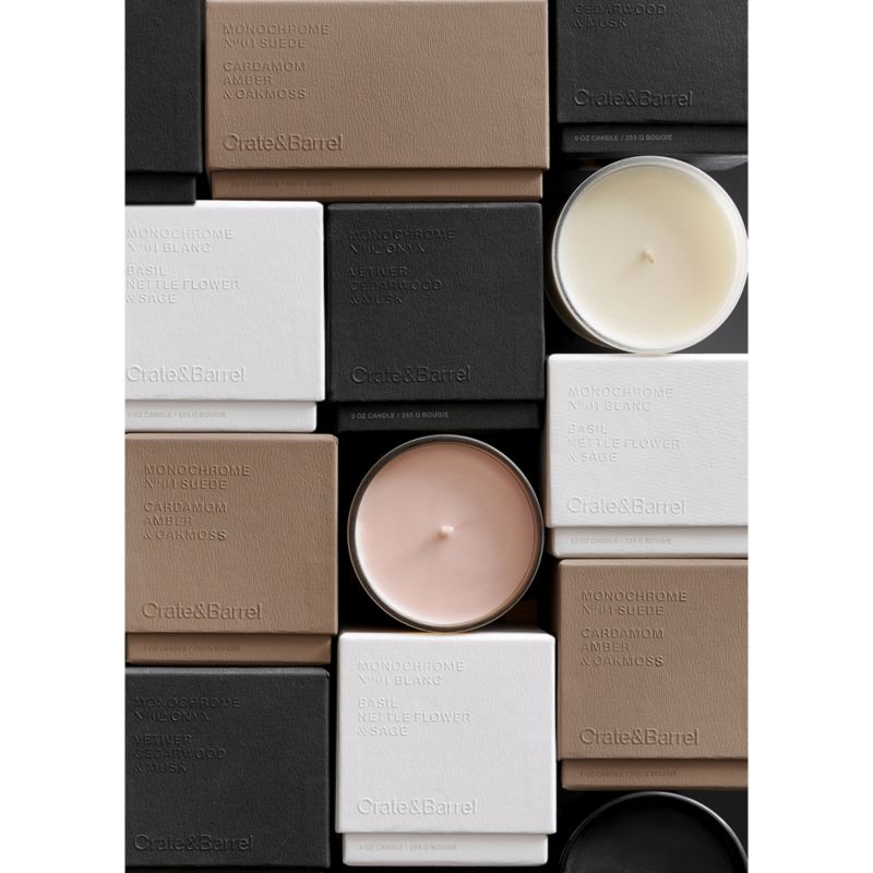 Monochrome No. 4 Suede 1-Wick Scented Candle - Cardamom, Amber and Oakmoss - Image 5