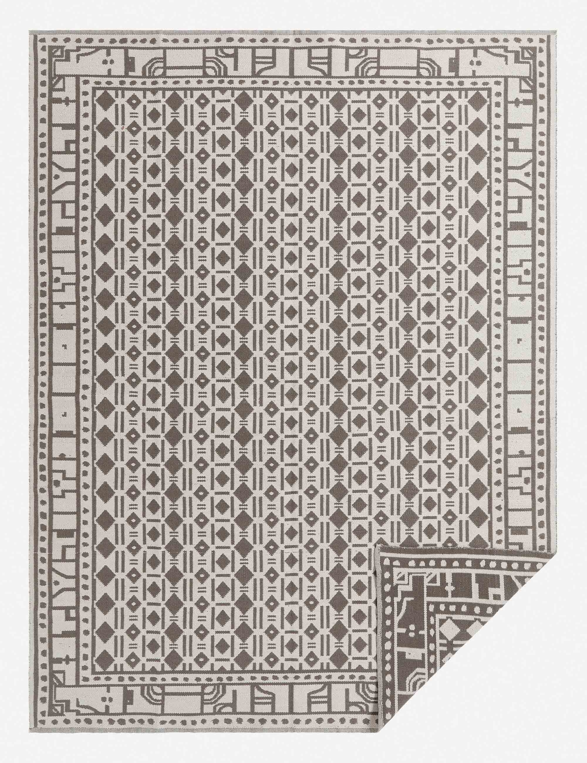 Porto Indoor / Outdoor Rug 9' x 12' - Image 2