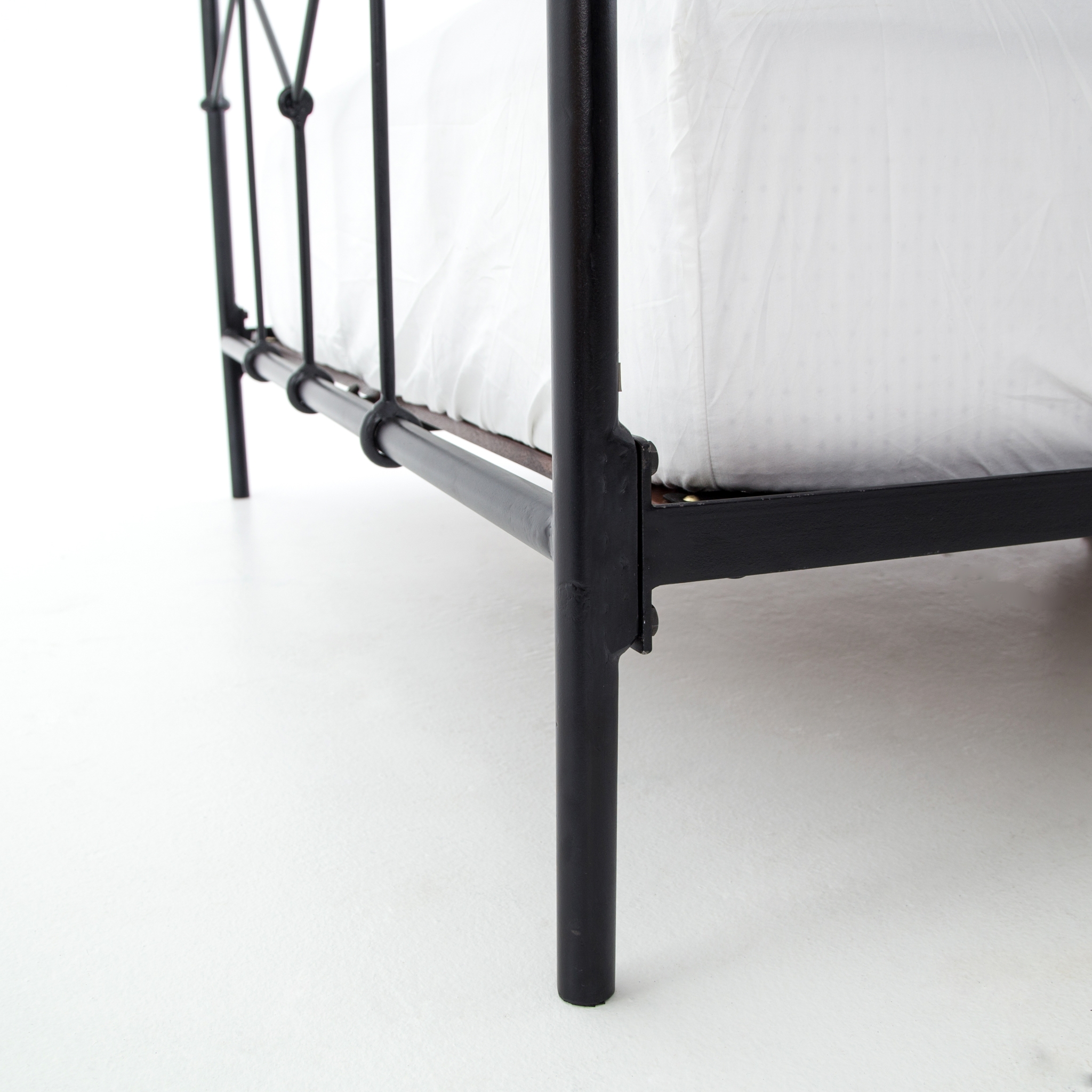 Casey Iron King Bed-Black - Image 5