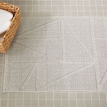 Organic Triangle Sculpted Bath Mat, Cedar, 20"x34" - Image 2