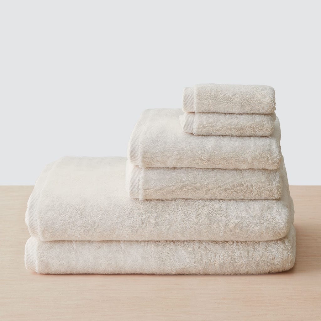 The Citizenry Organic Plush Bath Sheet Set Set of 6 | Charcoal - Image 9