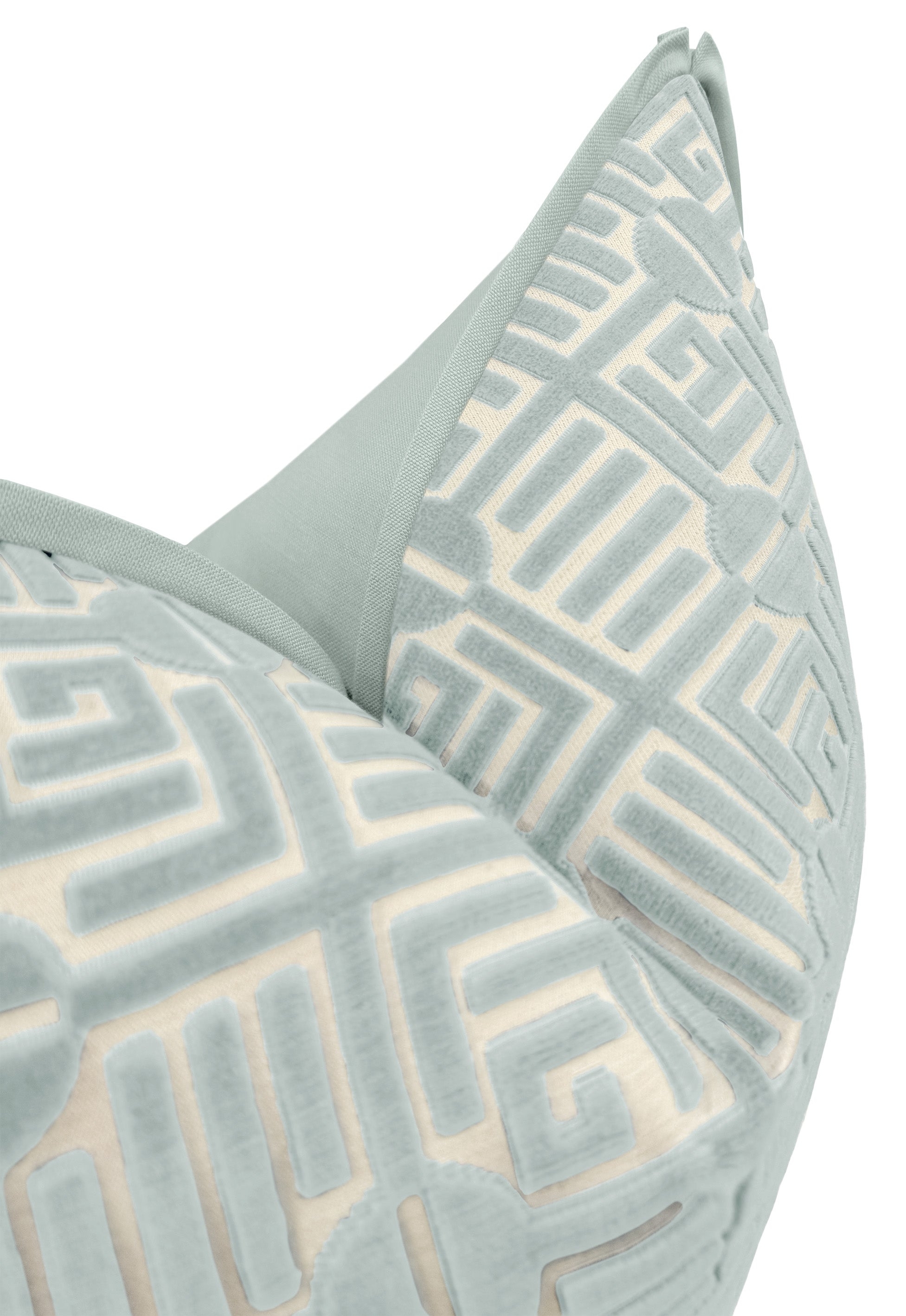 LABYRINTH VELVET // MIST | THIBAUT - 20" X 20" / BUTTERFLY FLANGE / Mineral - Image 2