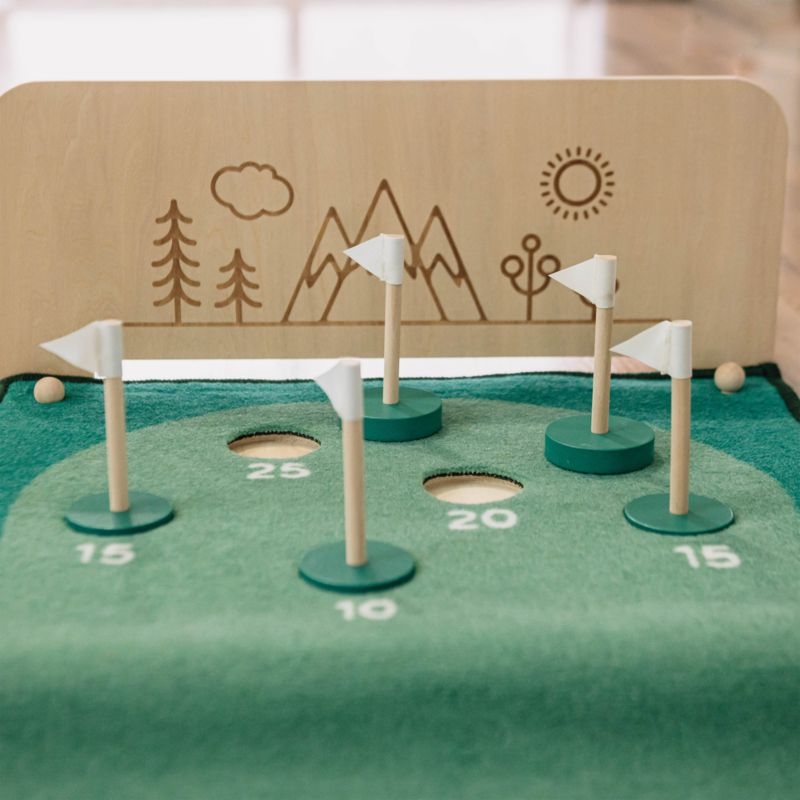 Wonder & Wise by Asweets Keen Putting Green Toddler Mini Golf Set - Image 3