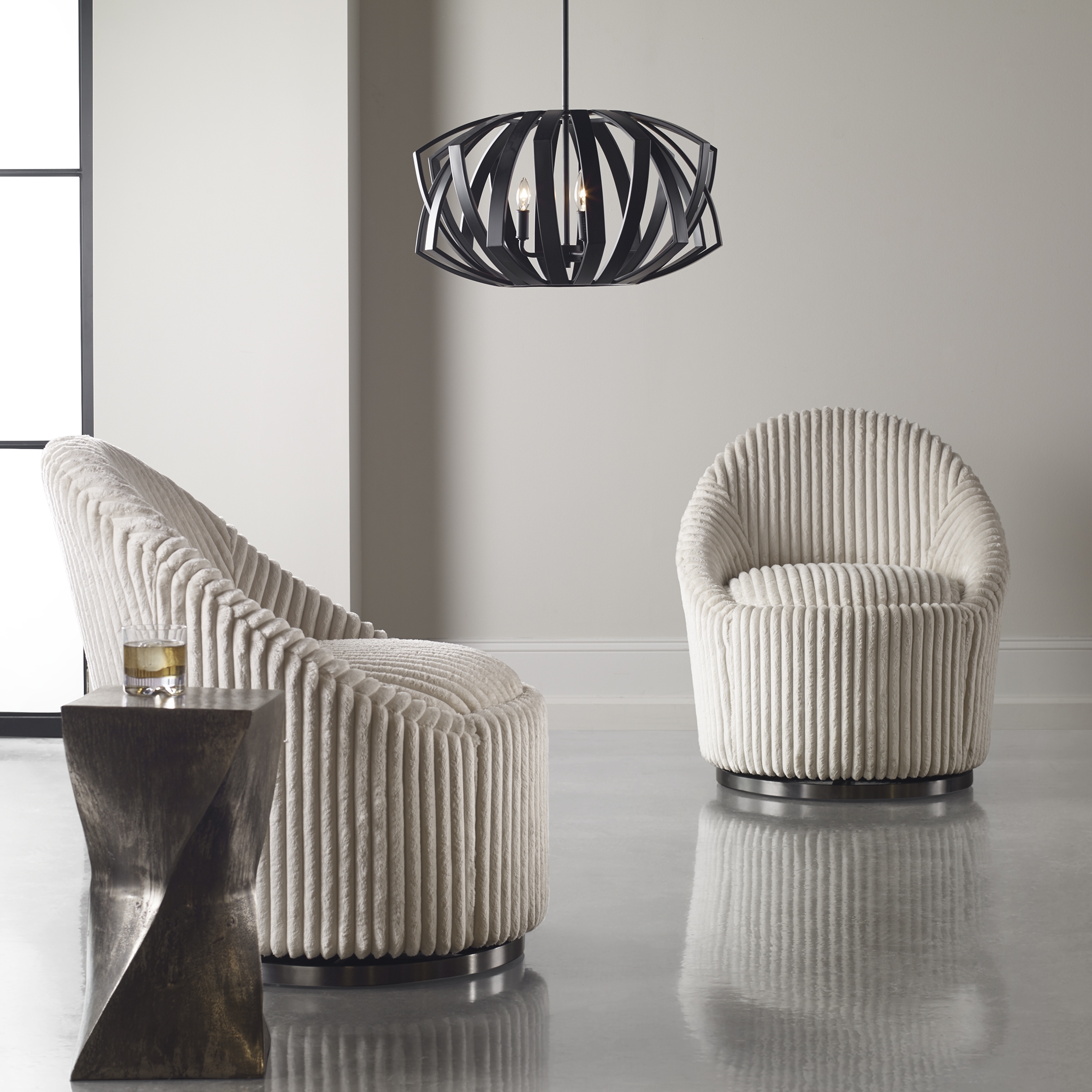 Thales Black Geometric 3 Light Pendant - Image 2