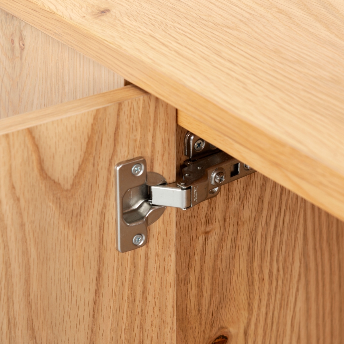 Jesbelina Oval Wood Sideboard - Natural - Image 2